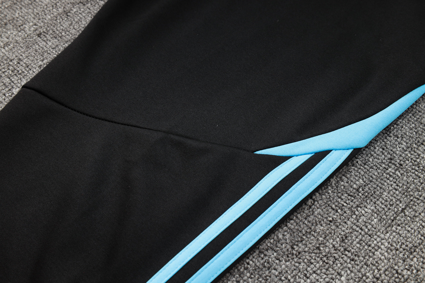 Argentina 24-25, Half-Zip with Hood, Model 1 Tracksuit