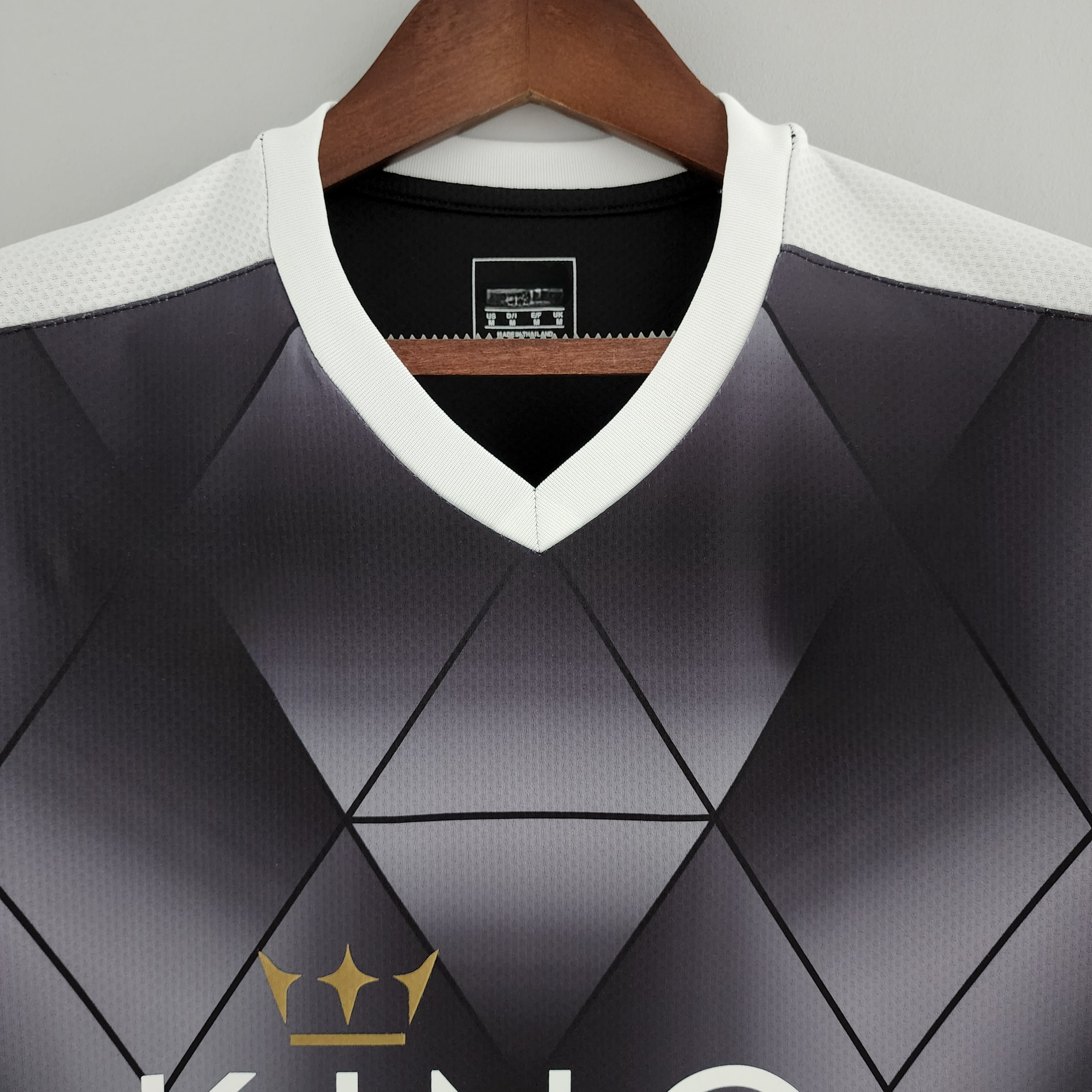 Leicester City 15-16, Away (Retro) Shirt