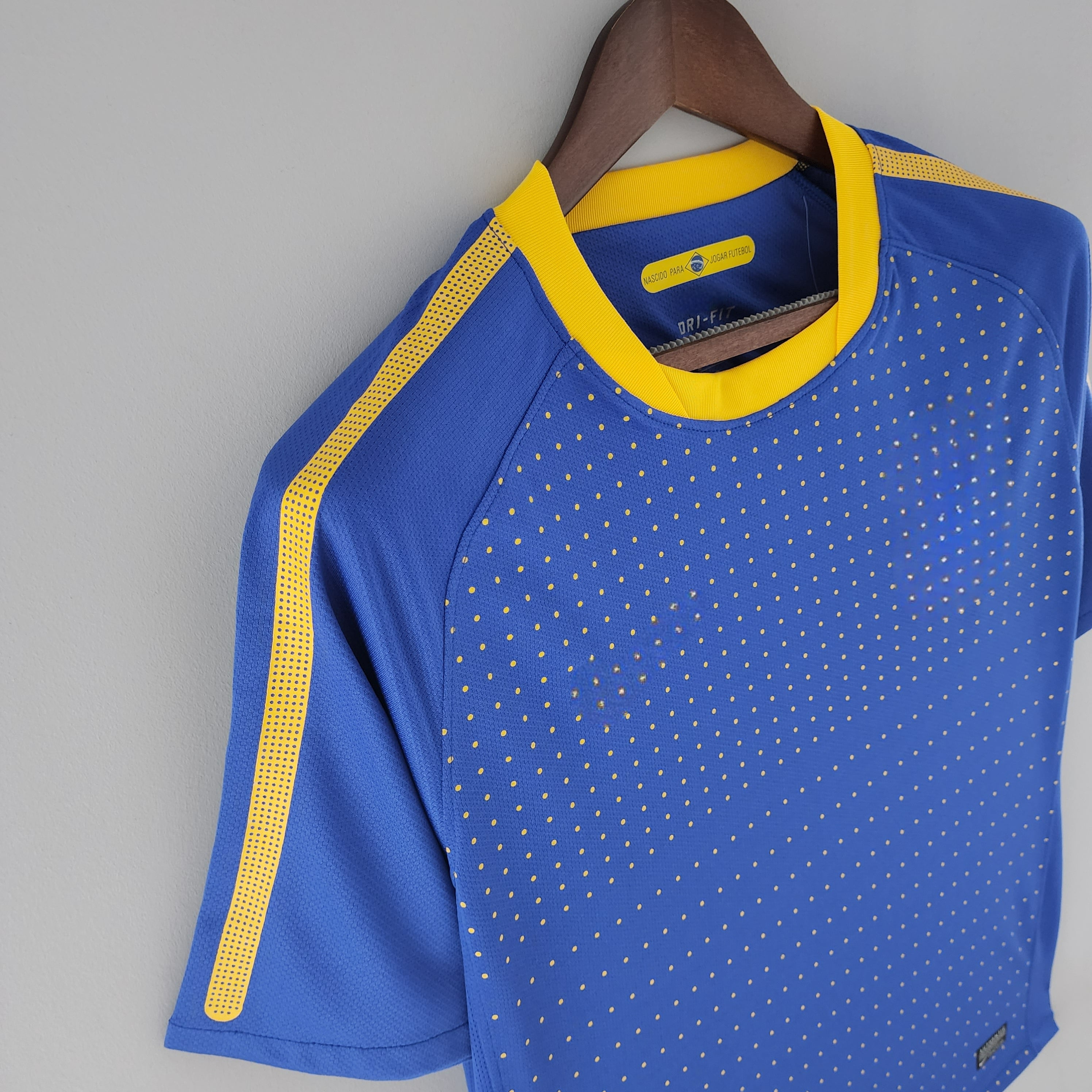 Brazil 10-11, Away (Retro) Shirt