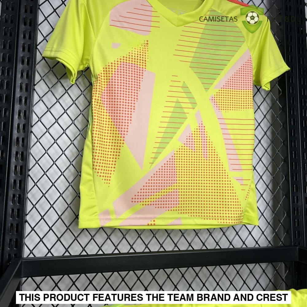 Celtic 24-25 Goalkeeper Yellow Children’s Kit Parche Especial